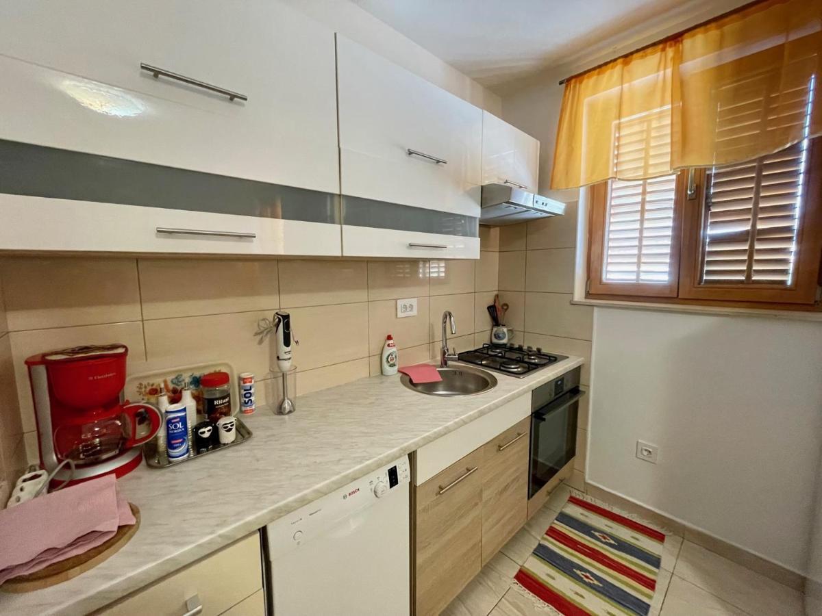 Lovro #1 & #2 Apartments Црес Экстерьер фото